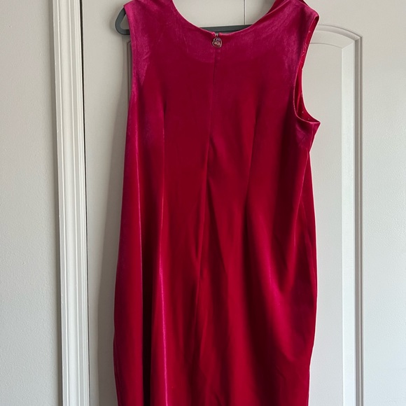Disney NWT Jessica Rabbit dress - Picture 6 of 8